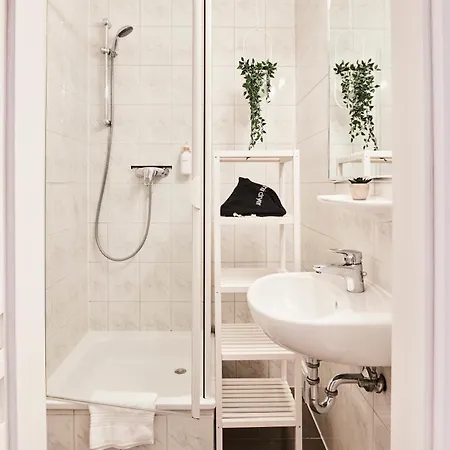 Apartment Olive - 3x Kingsize Bedrooms - Free Parking